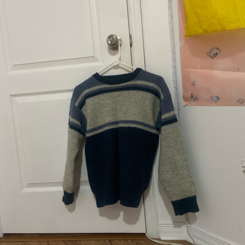 Men's Blue and Gray Sweater